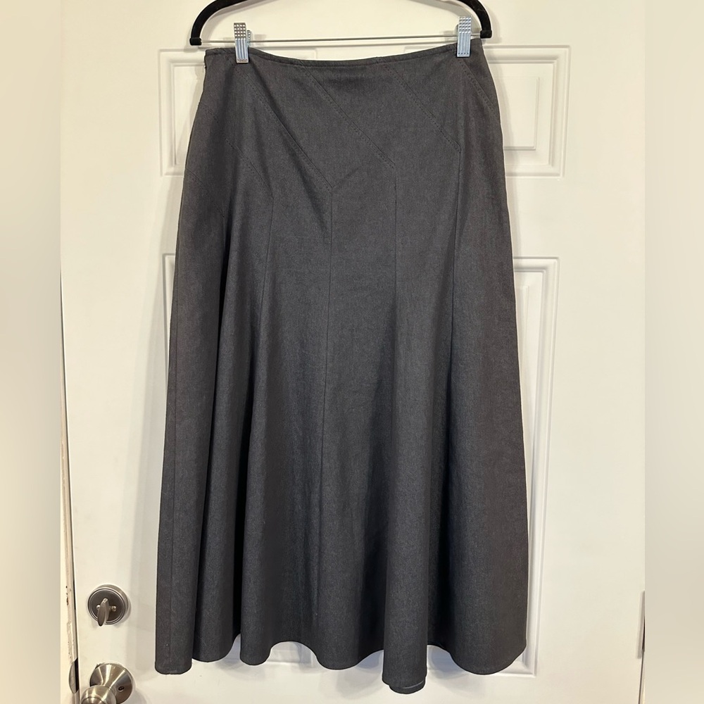 Clothing Co by Notations A line gray skirt- size medium